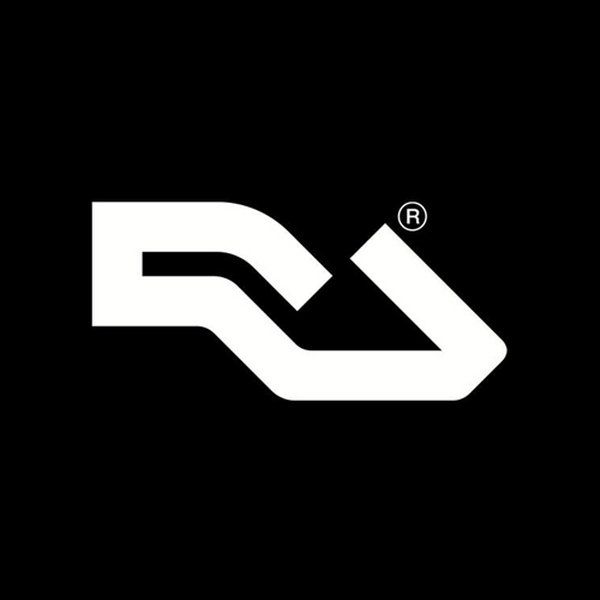 Resident Advisor